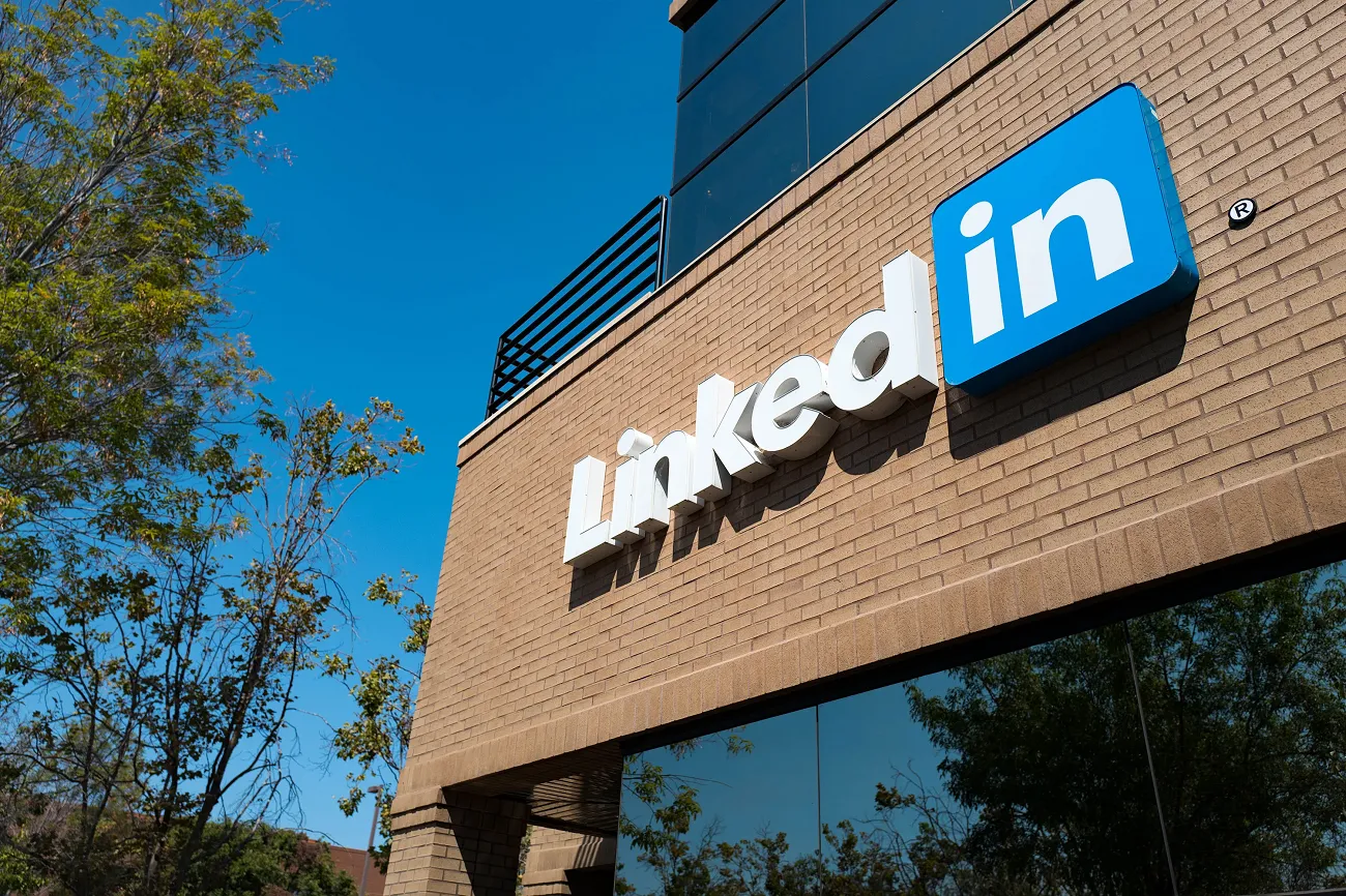 LinkedIn Internship 2024: Hiring Software Engineer Intern (New Grads) | Salary 70k | – Apply Soon!