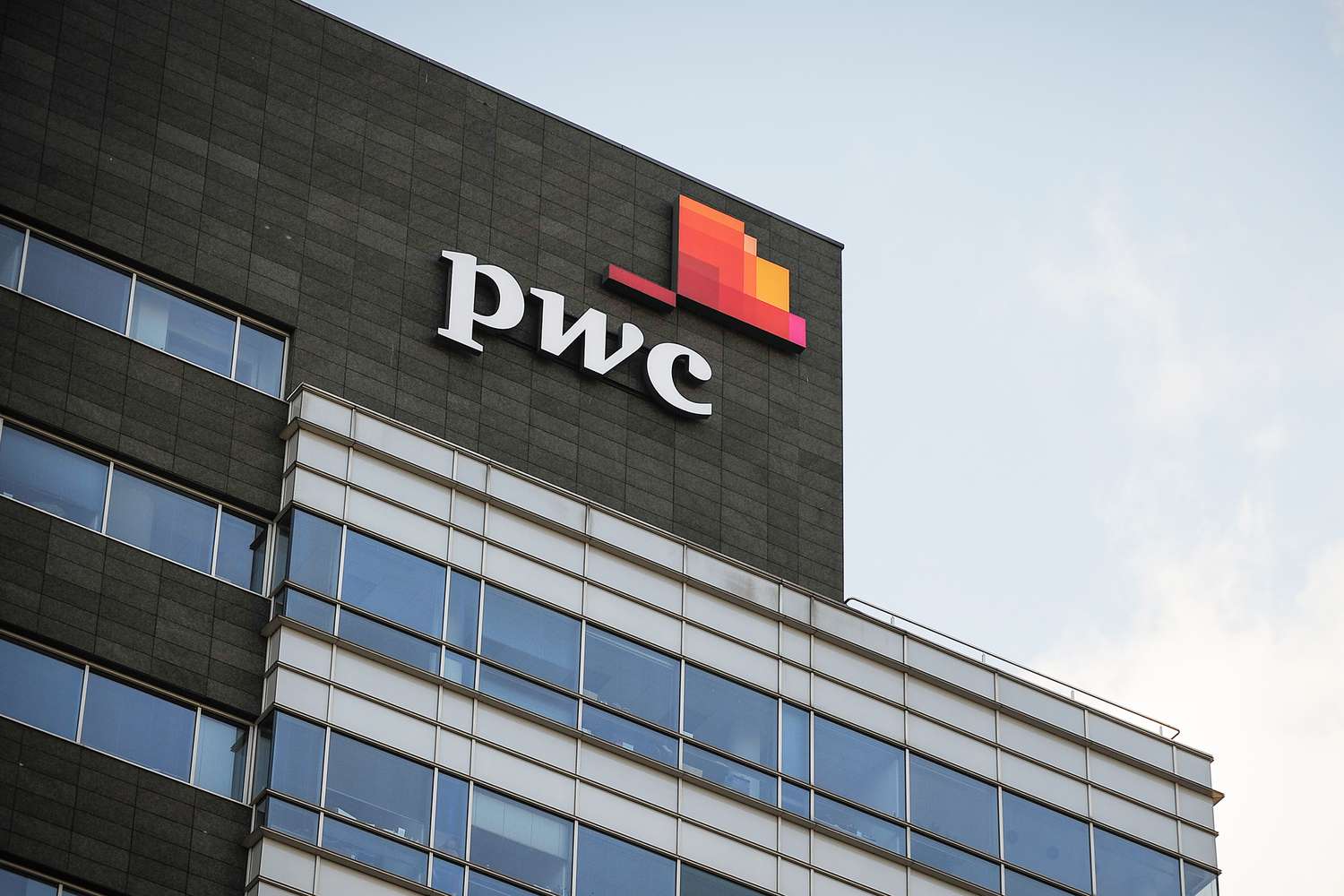 PwC Careers 2025: PwC Announces Mass Hiring for Software Data Engineer Role (Freshers and Experienced) | Salary 8.5 LPA – Apply Soon!